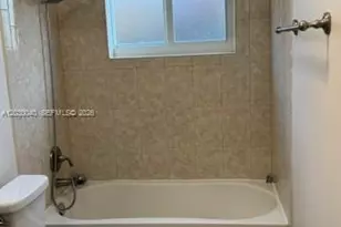 1150 Atlantic Shores Blvd, Hallandale Beach, FL 33009 - Photo 11
