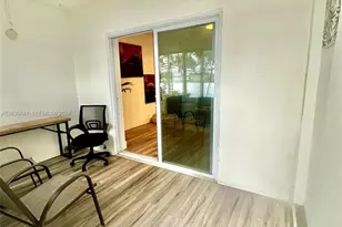 18900 NE 3rd Ct, Miami, FL 33179 - Photo 13