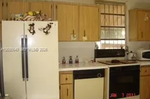 934 SW 3rd St, Miami, FL 33130 - Photo 15