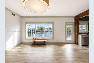 2137 Calais Dr #5, Miami Beach, FL 33141 - Photo 3