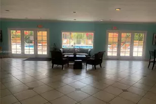 18051 NW 68th Ave, Hialeah, FL 33015 - Photo 21