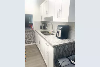 177 Lakeview Dr #104, Weston, FL 33326 - Photo 3