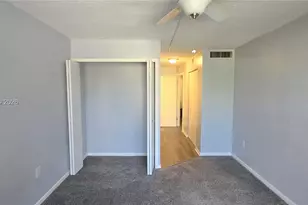 1201 NE 191st St, Miami, FL 33179 - Photo 17