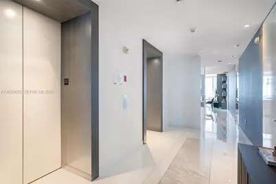 1100 Biscayne Blvd #5203, Miami, FL 33132 - Photo 25