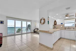 400 N Surf Rd, Hollywood, FL 33019 - Photo 11