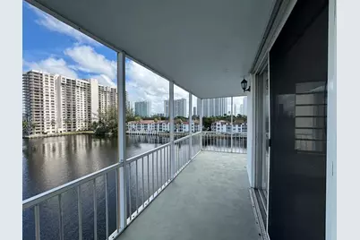 2999 Point East Dr #C614, Aventura, FL 33160 - Photo 29