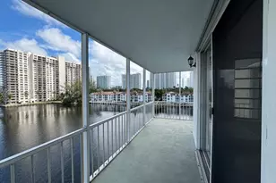 2999 Point E Dr, Aventura, FL 33160 - Photo 29