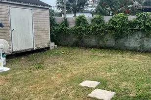 250 NE 160th St, Miami, FL 33162 - Photo 23