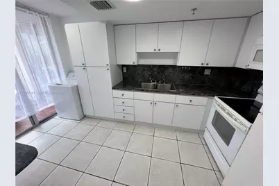 17890 W Dixie Hwy 502 Hwy #502, North Miami Beach, FL 33160 - Photo 11