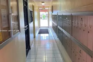 215 SE 3rd Ave, Hallandale Beach, FL 33009 - Photo 27