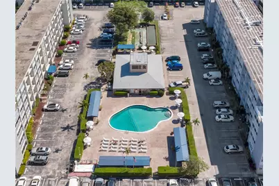 215 SE 3rd Ave #206A, Hallandale Beach, FL 33009 - Photo 29