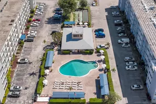215 SE 3rd Ave, Hallandale Beach, FL 33009 - Photo 29