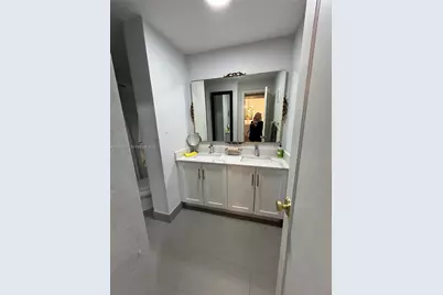 215 SE 3rd Ave #206A, Hallandale Beach, FL 33009 - Photo 15
