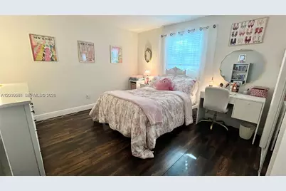 14510 SW 142nd Ct Cir S, Miami, FL 33186 - Photo 9