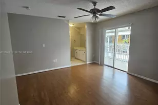 2527 W 76th St, Hialeah, FL 33016 - Photo 15