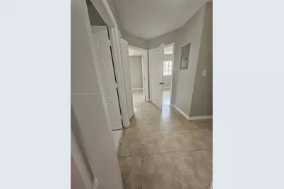 2527 W 76th St #208, Hialeah, FL 33016 - Photo 7