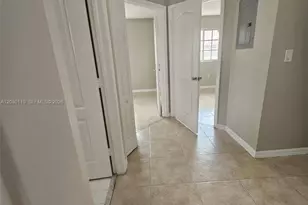 2527 W 76th St, Hialeah, FL 33016 - Photo 7