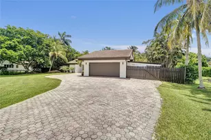 11460 SW 1st Ct, Plantation, FL 33325 - Photo 23