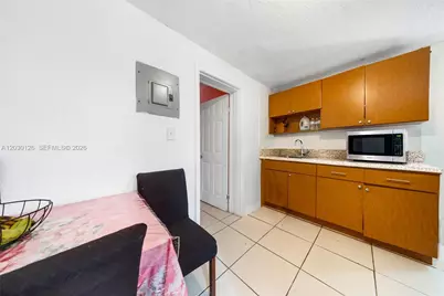 1035 NW 4th St, Miami, FL 33128 - Photo 21