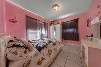 1035 NW 4th St, Miami, FL 33128 - Photo 19