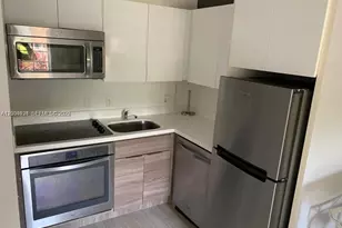 1450 Meridian Ave, Miami Beach, FL 33139 - Photo 5