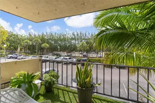 13726 SW 90th Ave, Miami, FL 33176 - Photo 11
