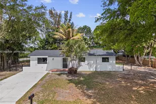 14171 SW 37th Ct, Davie, FL 33330 - Photo 3