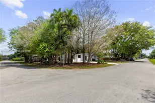 14171 SW 37th Ct, Davie, FL 33330 - Photo 21