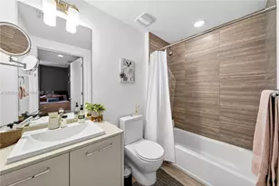 1010 Brickell Ave, Miami, FL 33131 - Photo 25