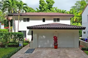423 Alhambra Cir, Coral Gables, FL 33134 - Photo 1