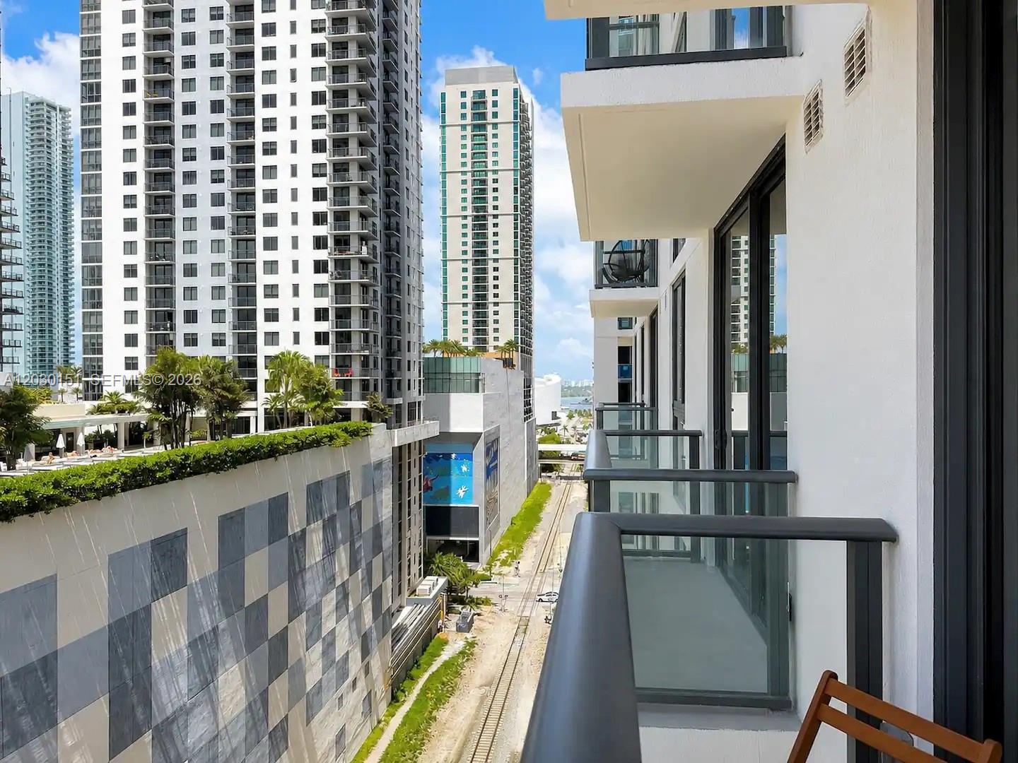 11 NE 6th St #1212 - 11 NE 6th St #1212, Miami, FL 33132 Luxury Property | Jose Angel Pina