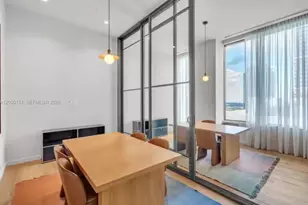11 NE 6th St, Miami, FL 33132 - Photo 7