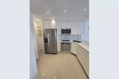 2903 N Miami Beach Blvd #804, North Miami Beach, FL 33160 - Photo 3