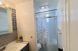 1100 NE 1st Ct, Hallandale Beach, FL 33009 - Photo 7