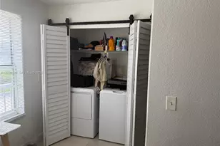 3330 N Pinewalk Dr N, Margate, FL 33063 - Photo 3