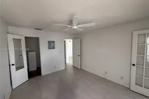 3330 N Pinewalk Dr N, Margate, FL 33063 - Photo 11