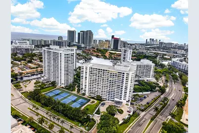 500 Three Islands Blvd #201, Hallandale Beach, FL 33009 - Photo 31