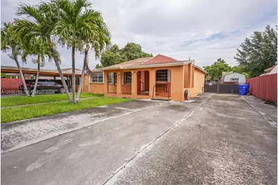 4263 NW 5th St, Miami, FL 33126 - Photo 5