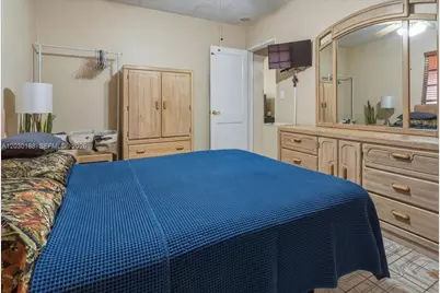4263 NW 5th St, Miami, FL 33126 - Photo 29