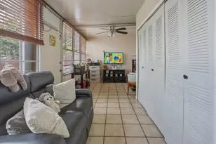 4263 NW 5th St, Miami, FL 33126 - Photo 23