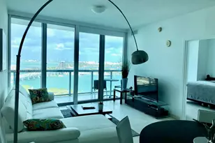 888 Biscayne Blvd, Miami, FL 33132 - Photo 17
