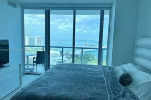 888 Biscayne Blvd, Miami, FL 33132 - Photo 11