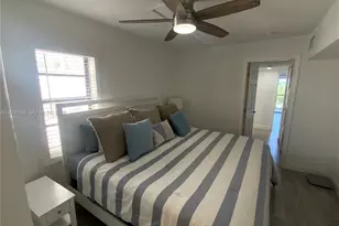 6444 Collins Ave, Miami Beach, FL 33141 - Photo 19