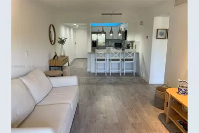 6444 Collins Ave #A6, Miami Beach, FL 33141 - Photo 7