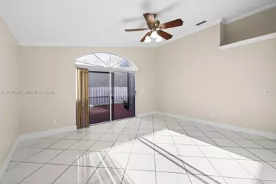2010 NW 182nd Ter, Pembroke Pines, FL 33029 - Photo 21
