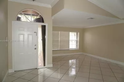 2010 NW 182nd Ter, Pembroke Pines, FL 33029 - Photo 31