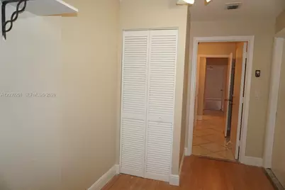 2010 NW 182nd Ter, Pembroke Pines, FL 33029 - Photo 11