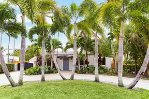 6530 SW 43rd St, Miami, FL 33155 - Photo 1