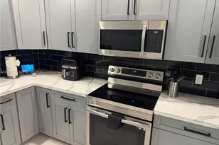 50 NE 209th Terrace, Miami Gardens, FL 33179 - Photo 9