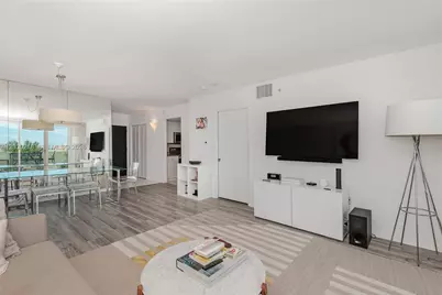 90 Alton Rd #607, Miami Beach, FL 33139 - Photo 7